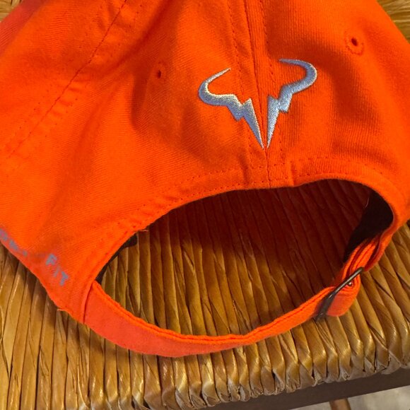 Nike Court Aerobill H86 Rafa Hat - Crimson/Pure Platinum - Picture 3 of 4